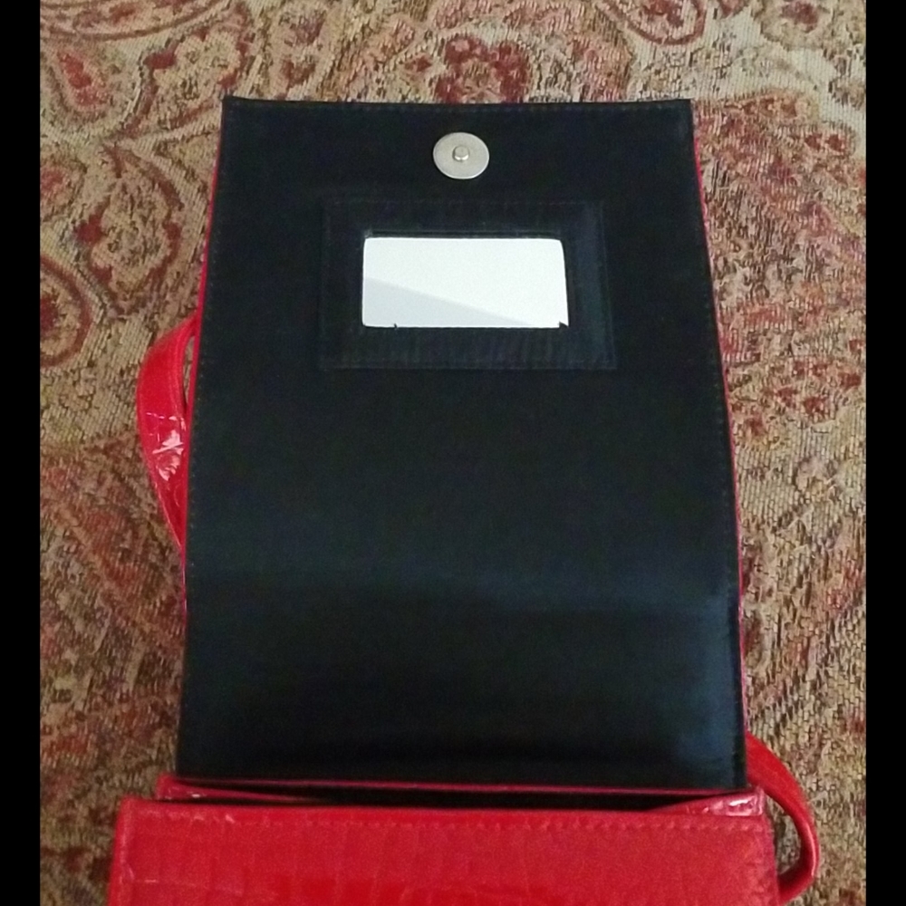 NEW "Unlisted" Kenneth Cole Satchel Handbag Purse - Picture 4 of 11